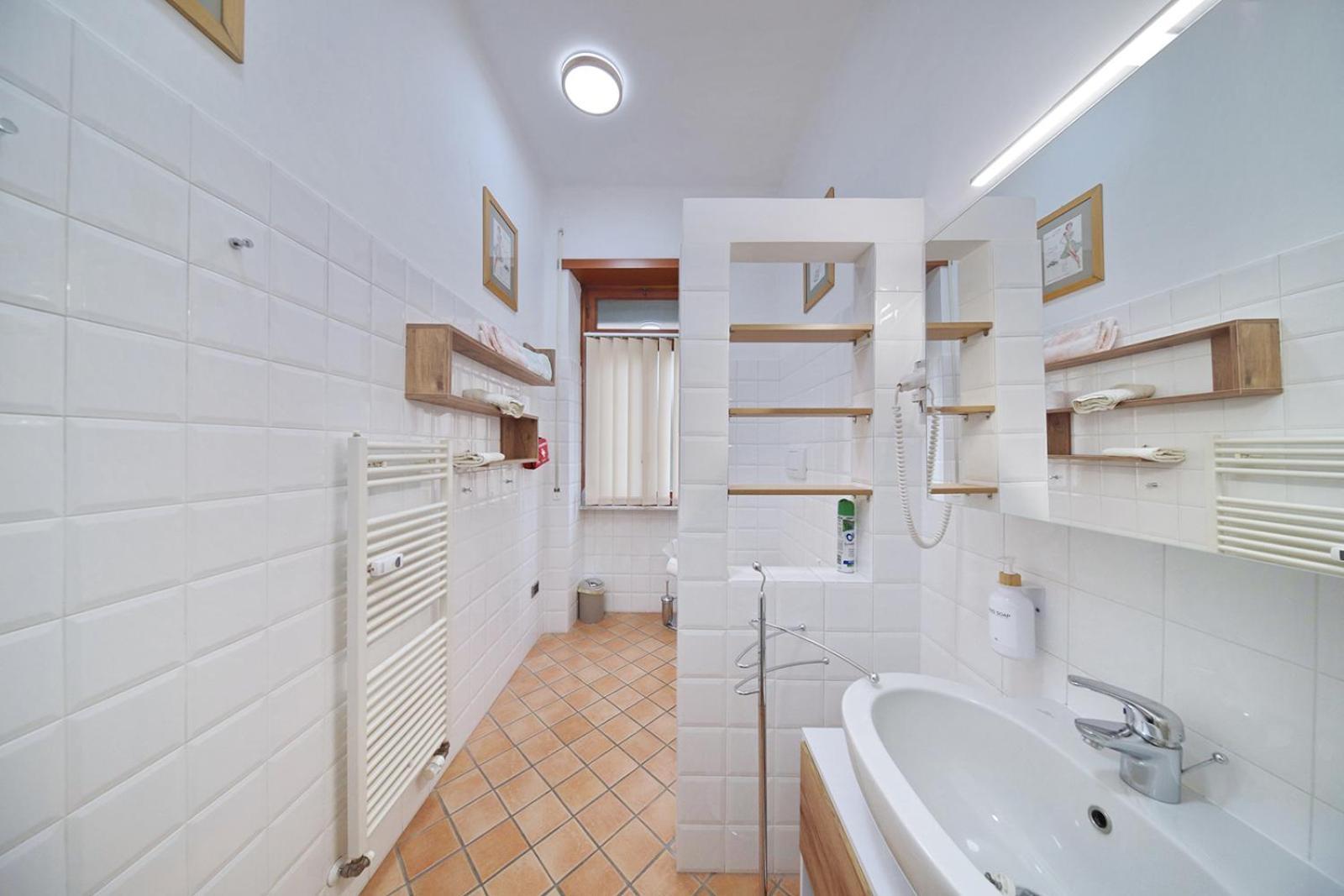 Domus Mariposa Apartment โรม ภายนอก รูปภาพ